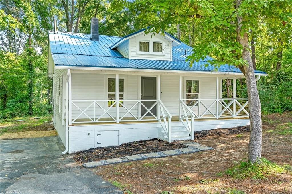 205 Thompson Heights Road Reidsville, NC 27320 - Photo 2 of 35 Gallery Image 2