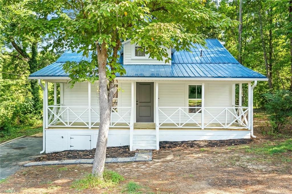 205 Thompson Heights Road Reidsville, NC 27320 - Photo 3 of 35 Gallery Image 3