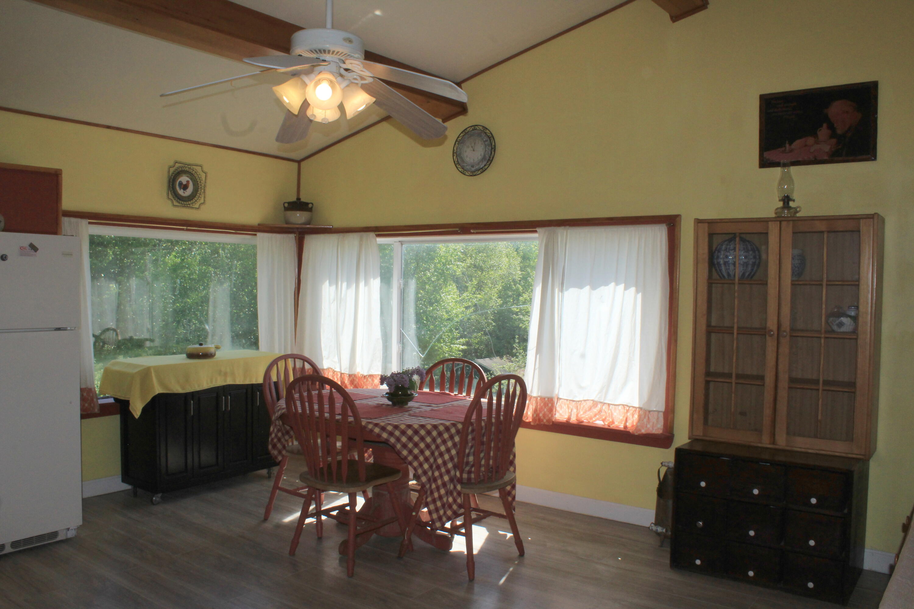 47 Tower Hill Road Medford, ME 04463 - Photo 18 of 66 eat-in kitchen