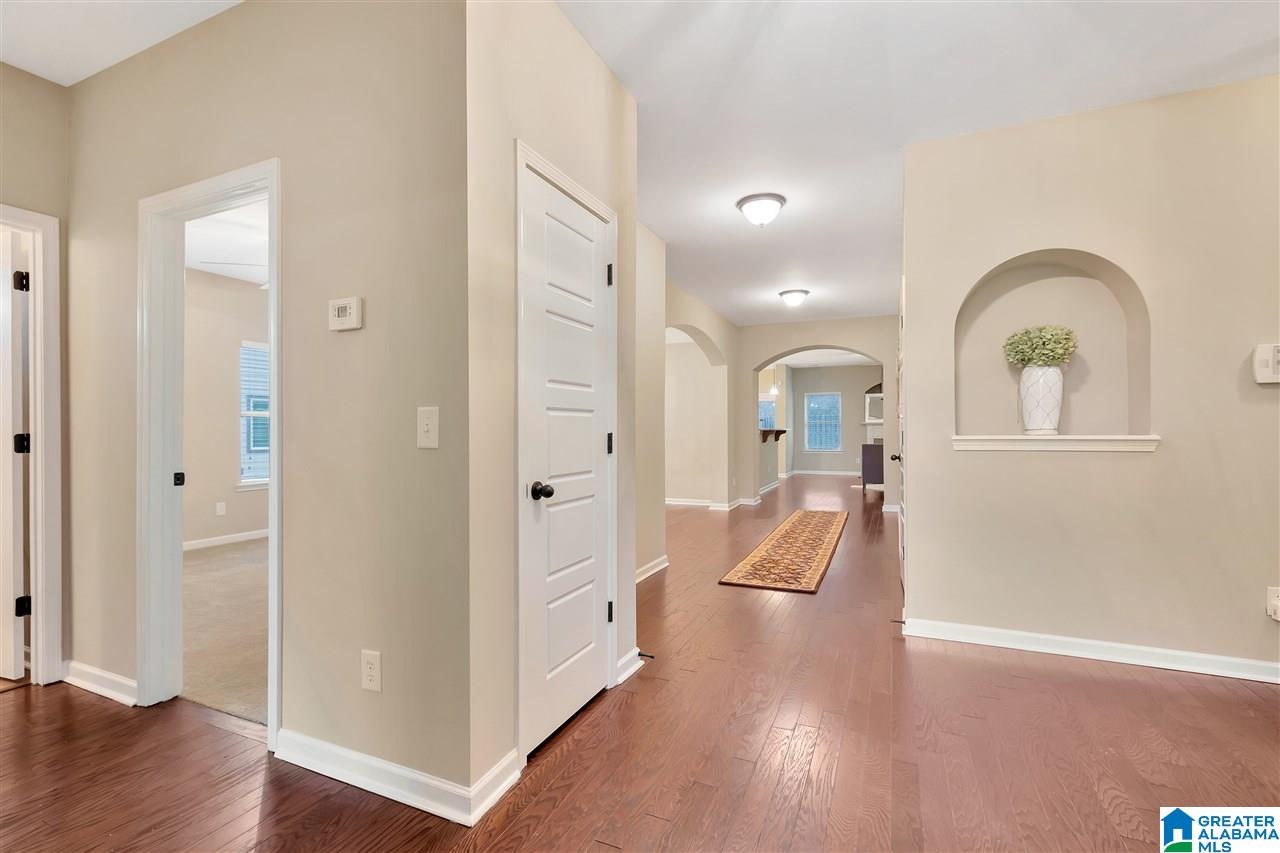 1037 Merion Drive Calera, AL 35040 - Photo 3 of 38