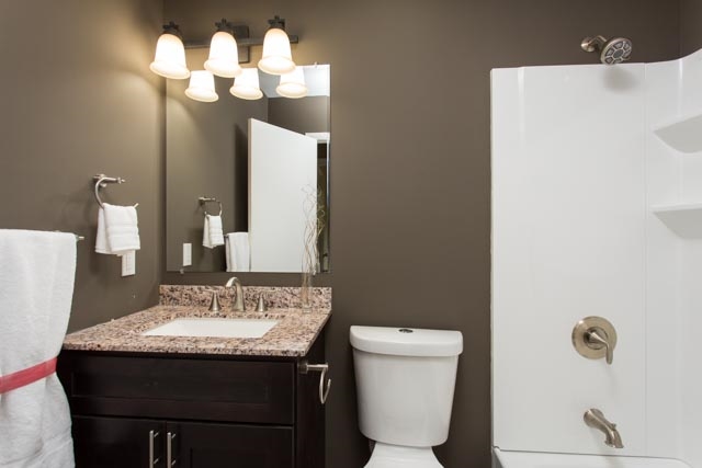 292 East Riverside Drive Timberville, VA 22853 - Photo 14 of 29 Stylish full bathroom with single vanity.