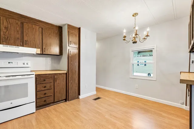 $199,900 | 22 Thayer Drive, Taunton, MA 02780