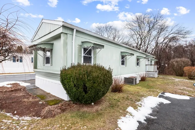$199,900 | 22 Thayer Drive, Taunton, MA 02780