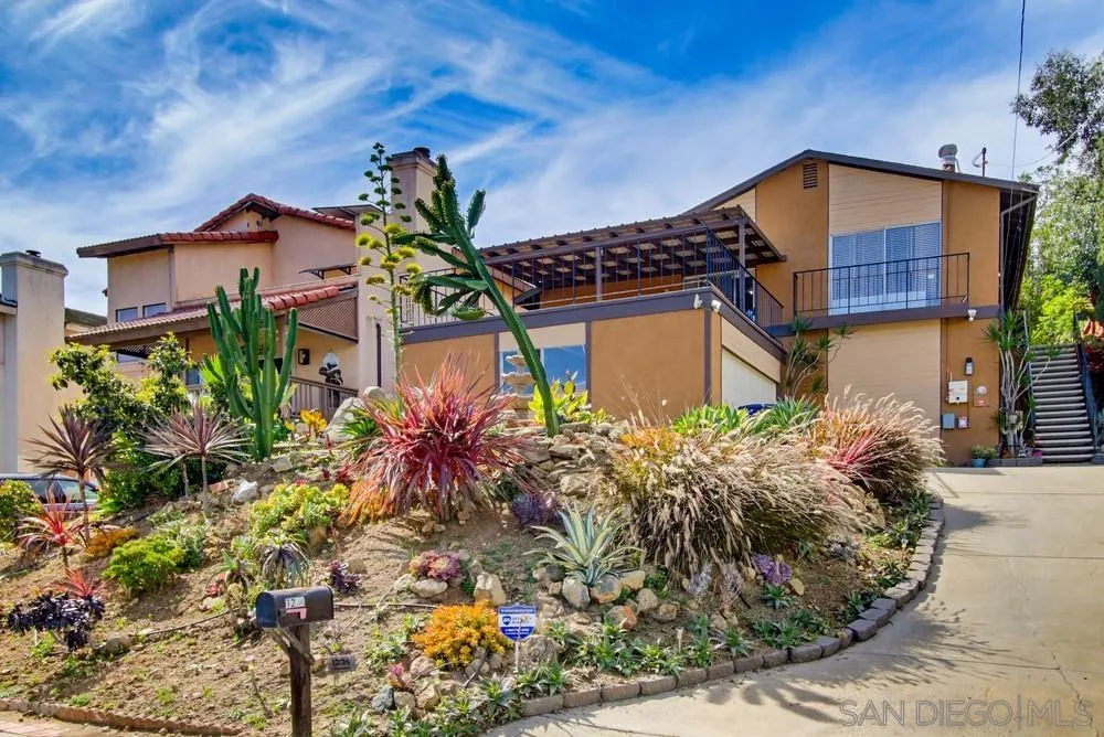 1234 Sangamon Avenue Spring Valley, CA 91977 - Photo 2 of 46