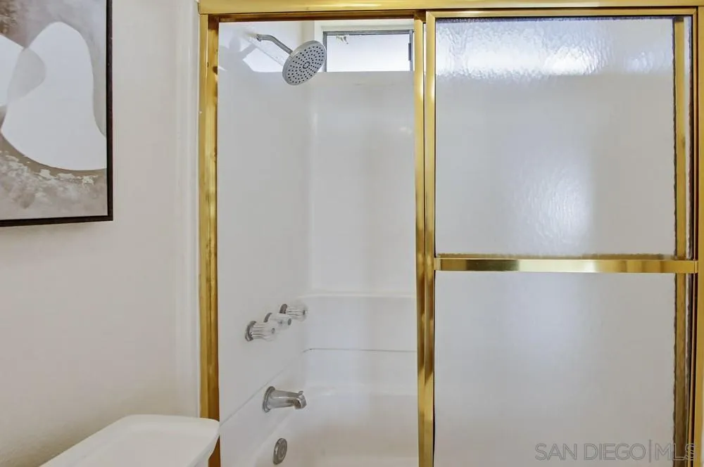 1234 Sangamon Avenue Spring Valley, CA 91977 - Photo 29 of 46