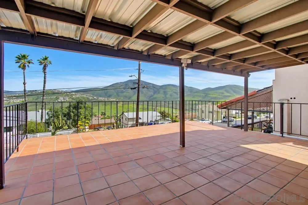 1234 Sangamon Avenue Spring Valley, CA 91977 - Photo 32 of 46