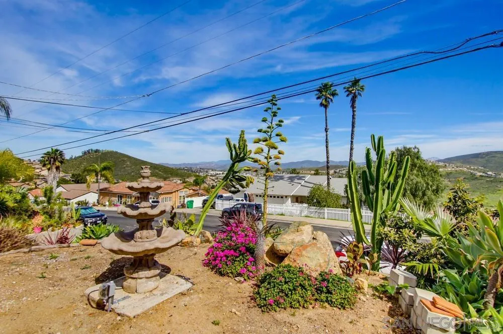 1234 Sangamon Avenue Spring Valley, CA 91977 - Photo 5 of 46