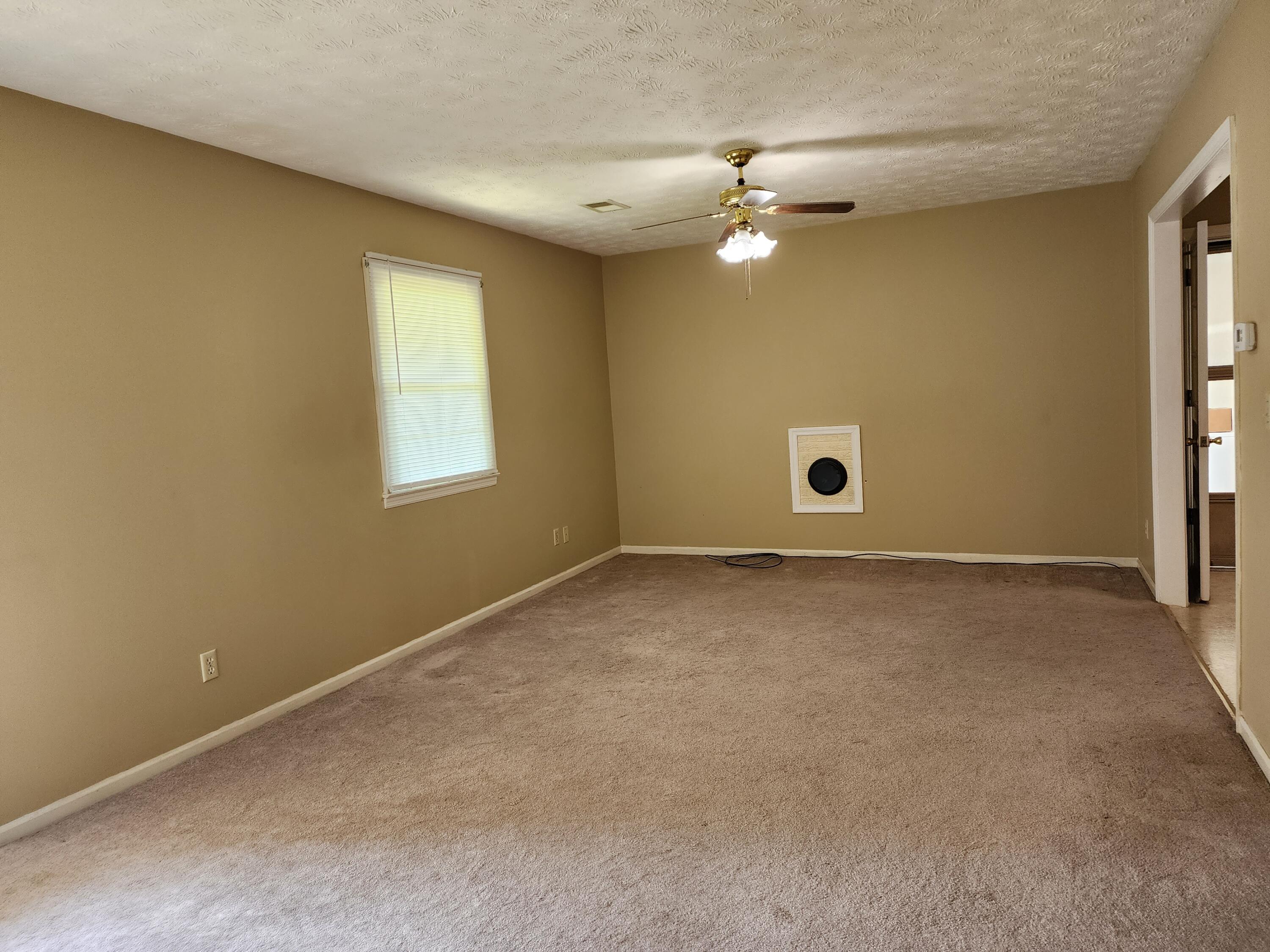 1479 Moberly Road Richmond, KY 40475 - Photo 11 of 26 20220915_135033