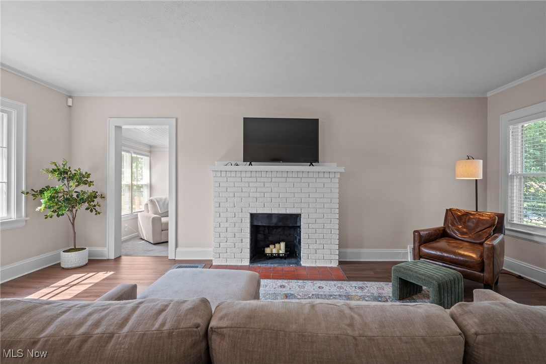2616 Shaker Road Cleveland Heights, OH 44118 - Photo 4 of 46