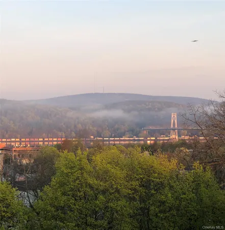 $199,900 | 160 Academy Street, Unit 7H, Poughkeepsie, NY 12601