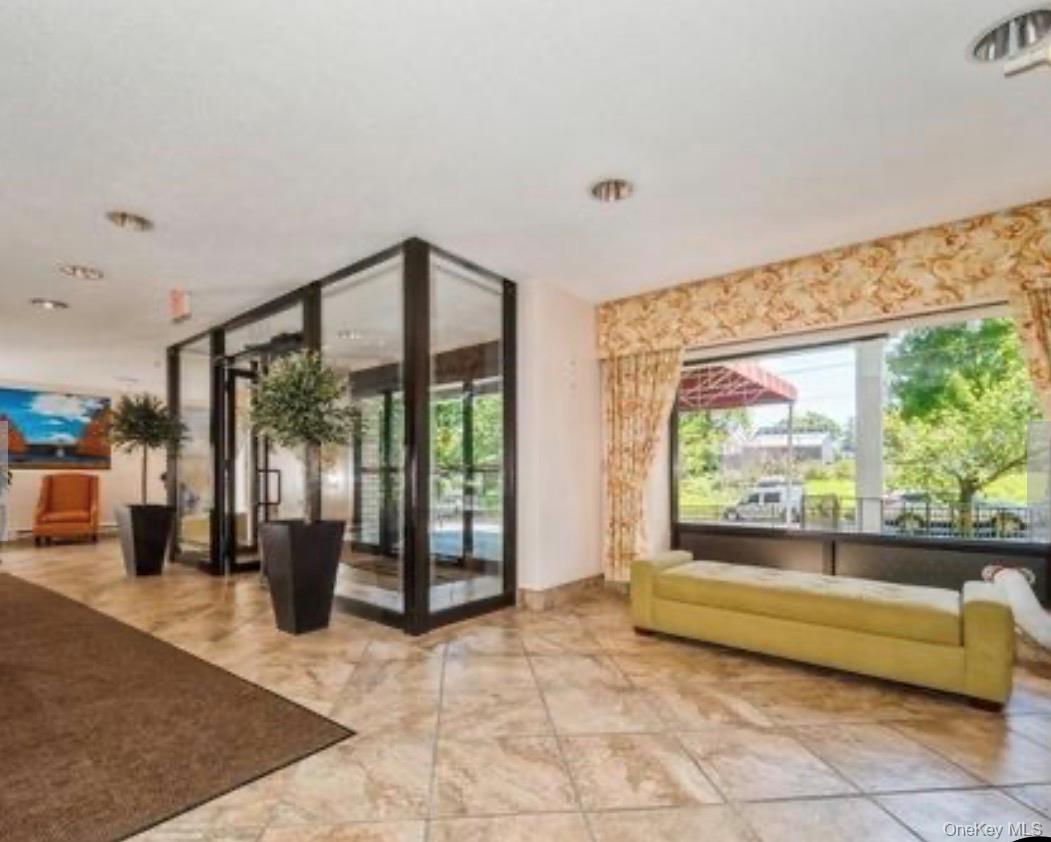 160 Academy Street, Unit 7H Poughkeepsie, NY 12601 - Photo 21 of 26