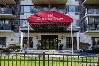 160 Academy Street, Unit 7H Poughkeepsie, NY 12601 - Photo 3 of 26