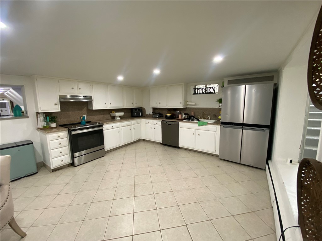 109 Cobble Hill Road Lincoln, RI 02865 - Photo 18 of 39