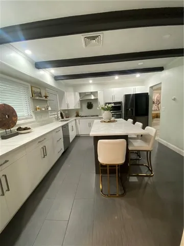 $699,900 | 109 Cobble Hill Road, Lincoln, RI 02865