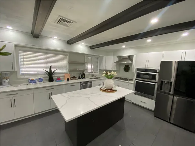 $699,900 | 109 Cobble Hill Road, Lincoln, RI 02865