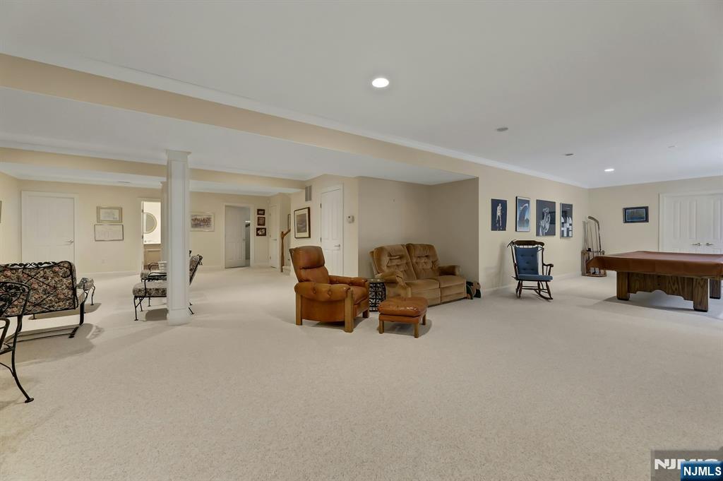 278 Hampshire Ridge, Unit 278 Park Ridge, NJ 07656 - Photo 33 of 45