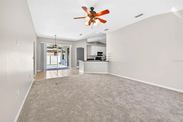 $2,900 | 31224 Crestmont Court, Wesley Chapel, FL 33543