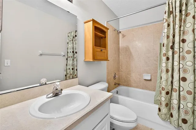 $2,900 | 31224 Crestmont Court, Wesley Chapel, FL 33543