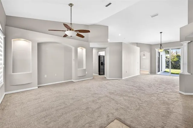 $2,900 | 31224 Crestmont Court, Wesley Chapel, FL 33543