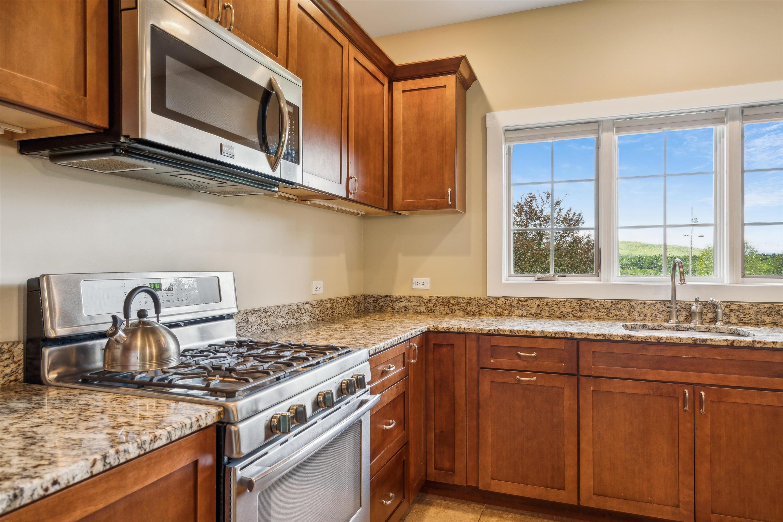 222 Parkview Road Springfield, VT 05156 - Photo 10 of 39