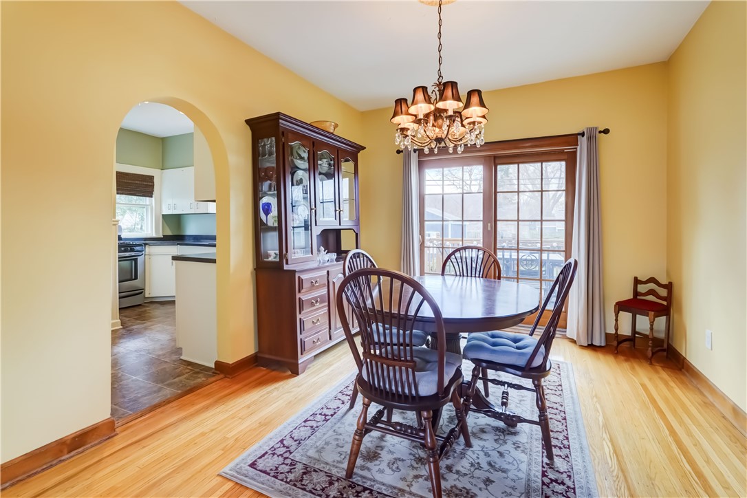 329 Scholfield Road Irondequoit, NY 14617 - Photo 11 of 38