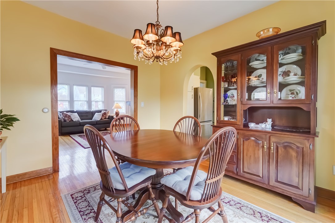 329 Scholfield Road Irondequoit, NY 14617 - Photo 13 of 38