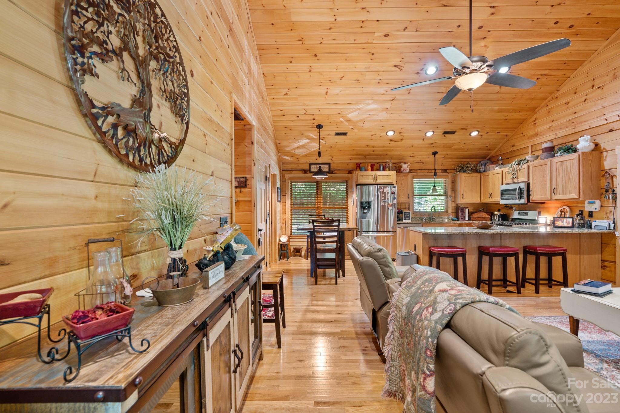 379 Reuben Branch Road, Unit C13 Maggie Valley, NC 28751 - Photo 12 of 38 Gallery Image 12