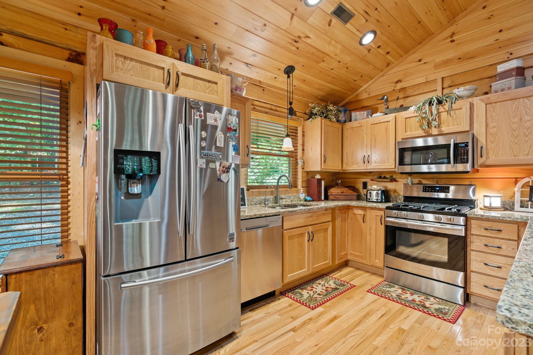 379 Reuben Branch Road, Unit C13 Maggie Valley, NC 28751 - Photo 20 of 38 Gallery Image 20