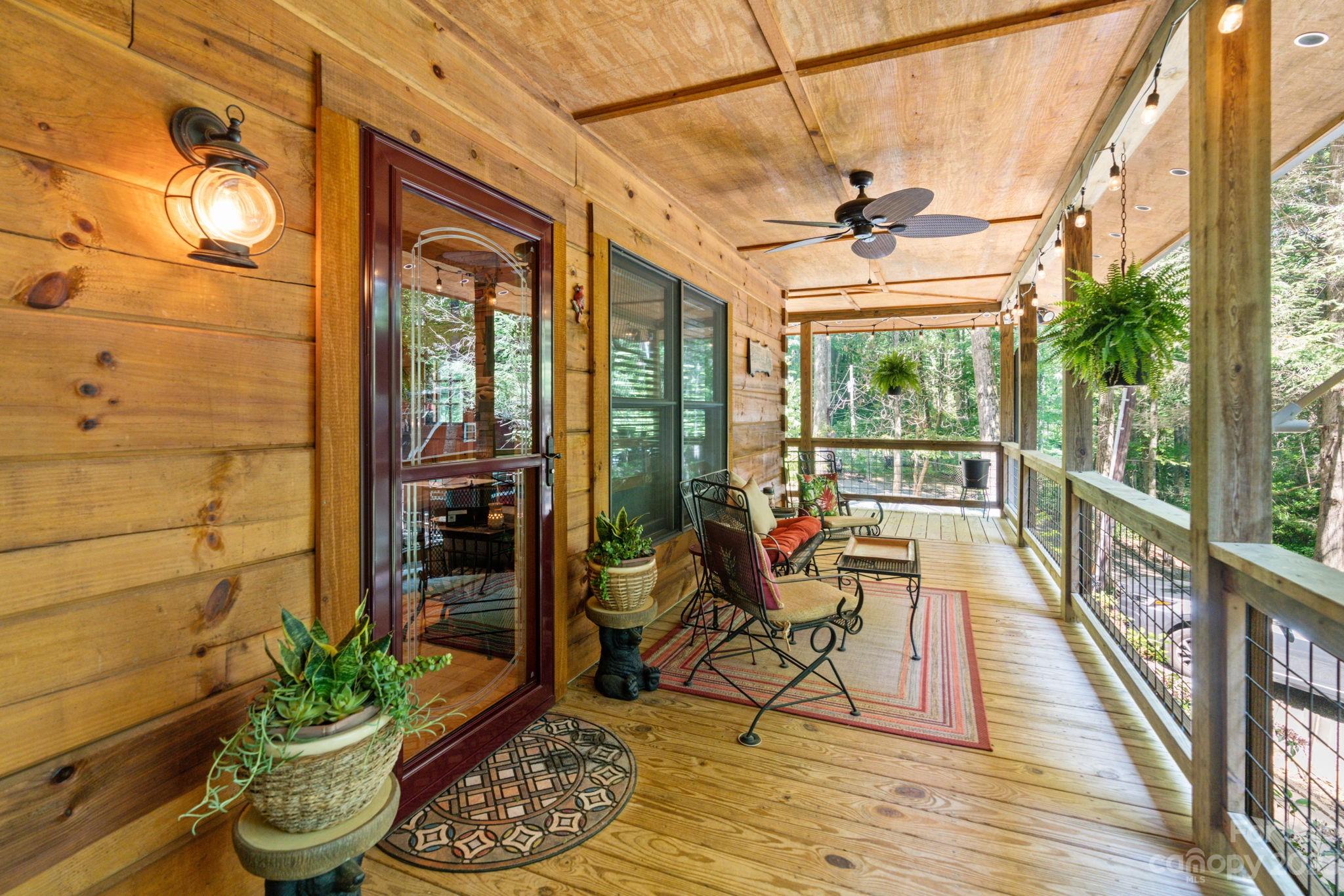 379 Reuben Branch Road, Unit C13 Maggie Valley, NC 28751 - Photo 10 of 38 Gallery Image 10