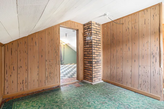 $124,500 | 307 Locust Street, Marshall, MI 49068