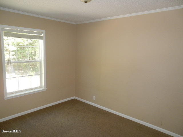 3152 Lawrence Road Redding, CA 96002 - Photo 22 of 31 22. BEDROOM 2