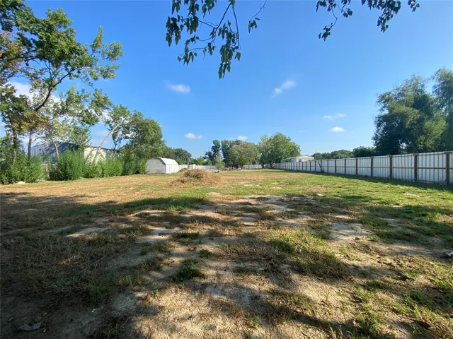 a view of a outdoor space