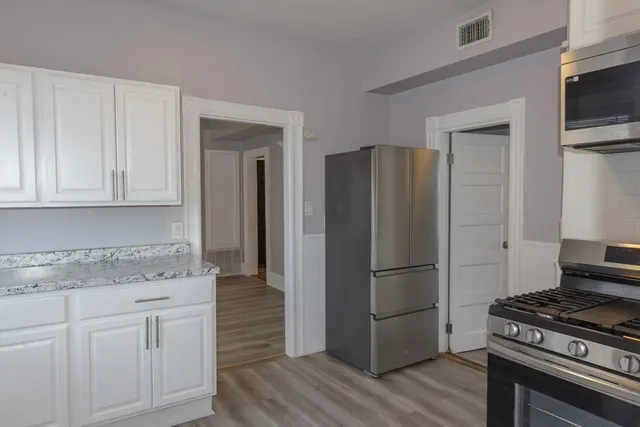 $2,950 | 285 Medford Street, Unit 2, Somerville, MA 02143