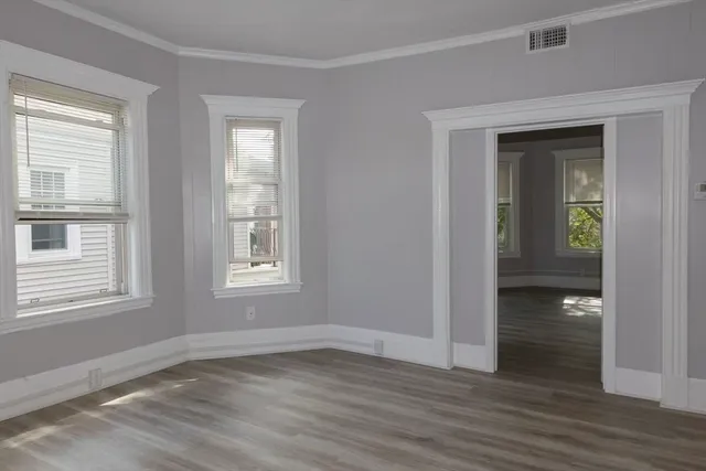 $2,950 | 285 Medford Street, Unit 2, Somerville, MA 02143