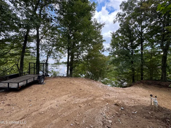 $59,000 | 3090 Hickory Nut Drive, Hernando, MS 38632