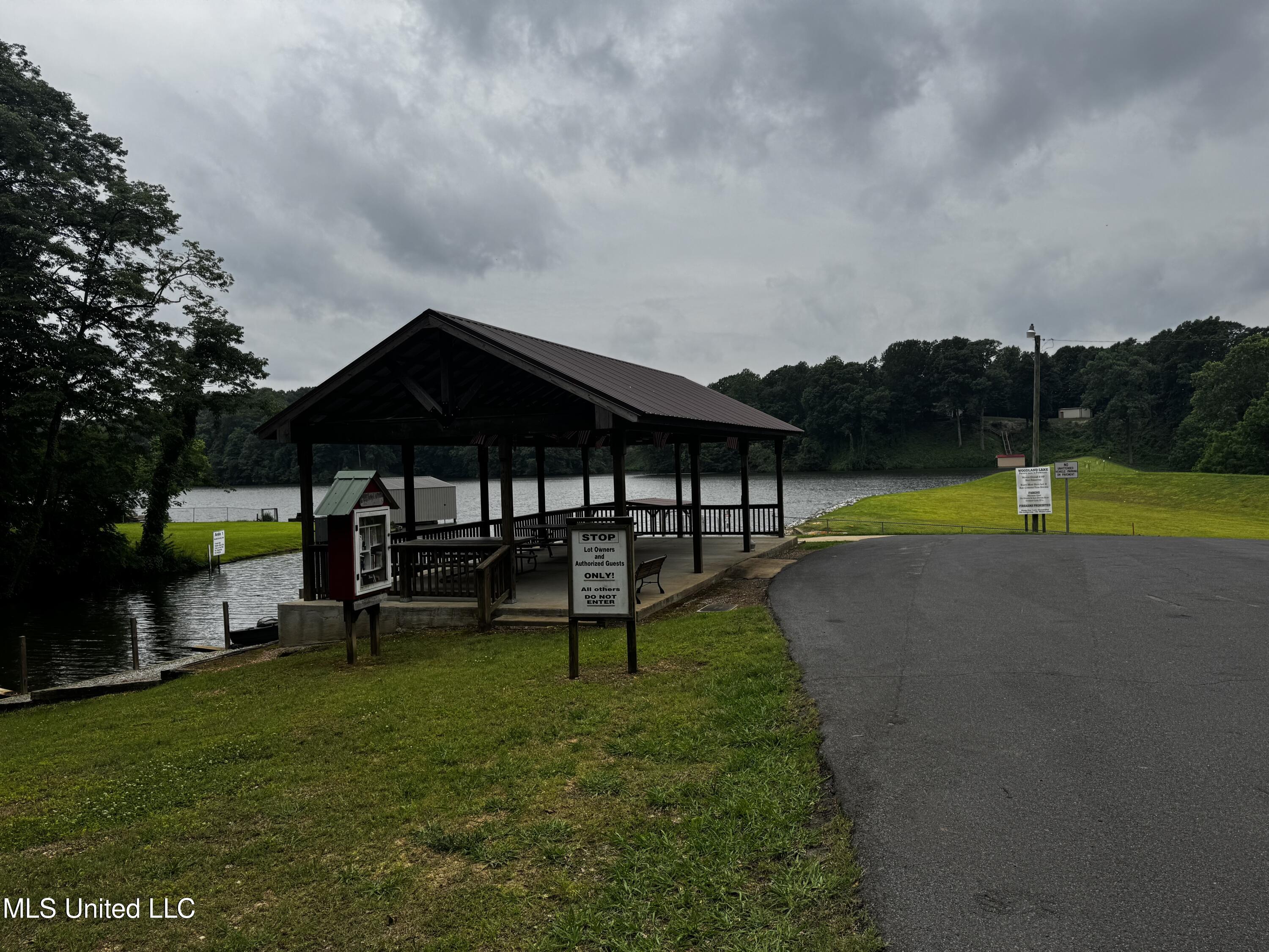 3090 Hickory Nut Drive Hernando, MS 38632 - Photo 32 of 33 Pavillion