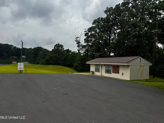 $59,000 | 3090 Hickory Nut Drive, Hernando, MS 38632