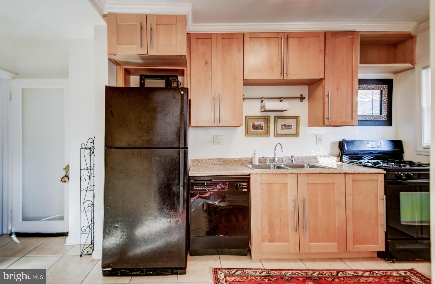 1649 Stonewood Road Baltimore, MD 21239 - Photo 13 of 31 Kitchen