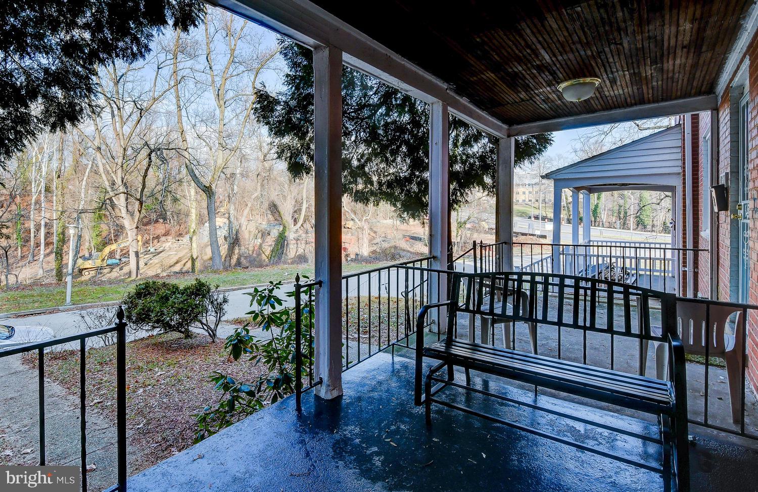 1649 Stonewood Road Baltimore, MD 21239 - Photo 4 of 31 Front Porch