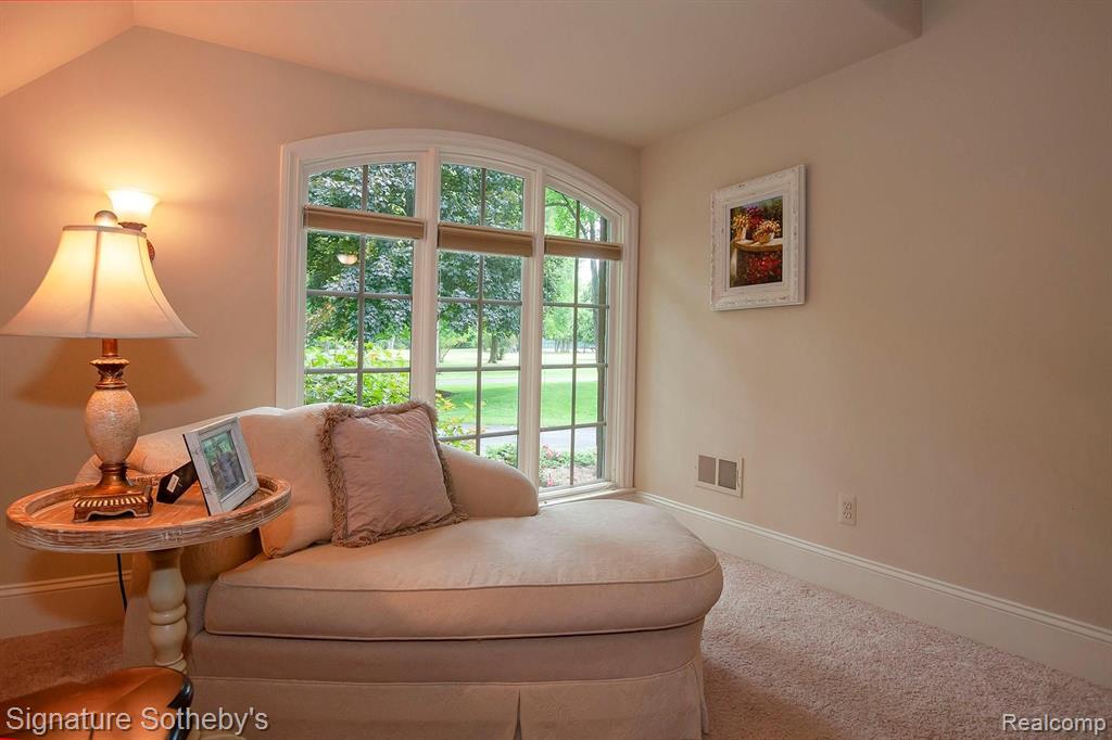 204 Gallogly Road Lake Angelus, MI 48326 - Photo 48 of 85