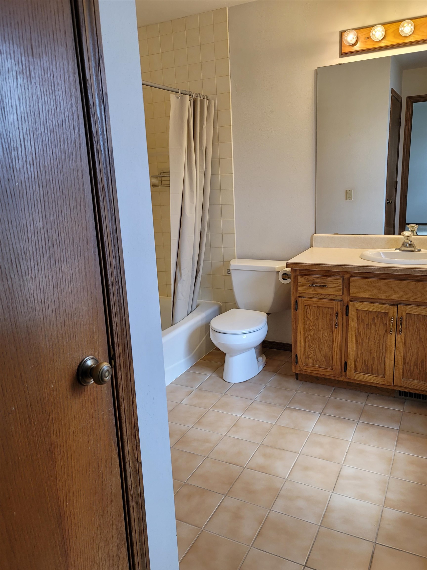 7008 Longmeadow Road Madison, WI 53717 - Photo 10 of 18