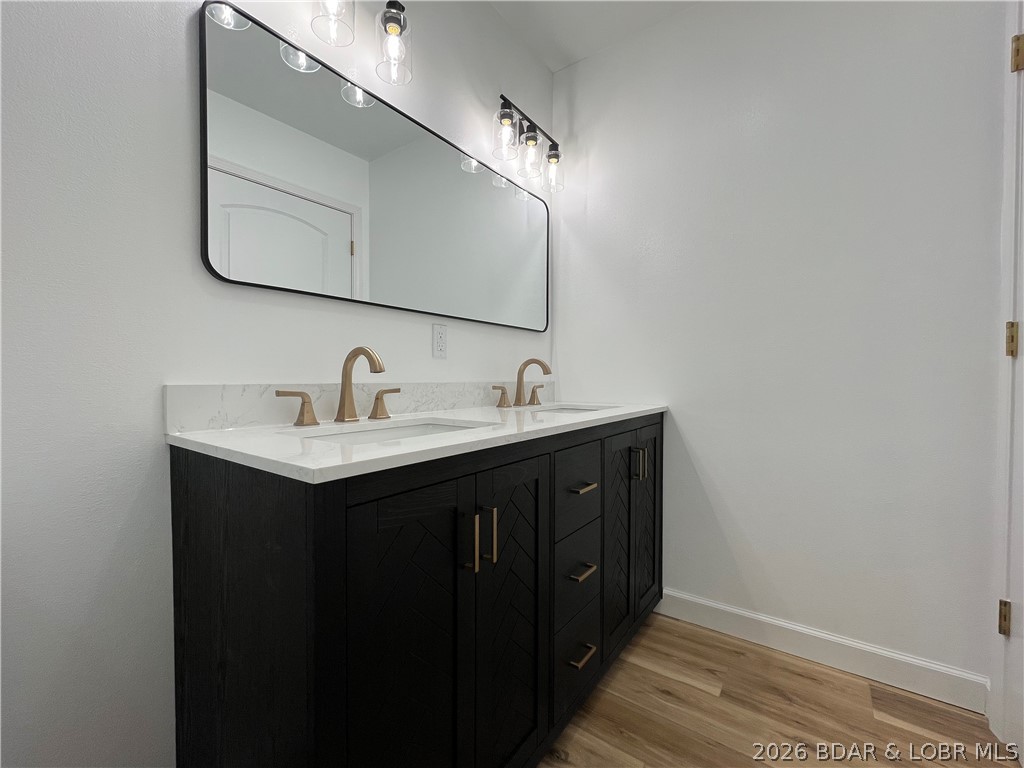 602 West 4th Street Stover, MO 65078 - Photo 17 of 33 Primary bath