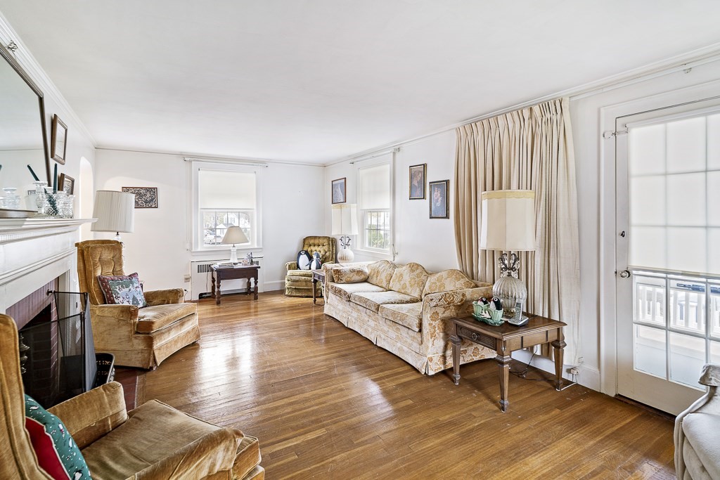27 Gilmore Road Belmont, MA 02478 - Photo 7 of 22 Gallery Image 7