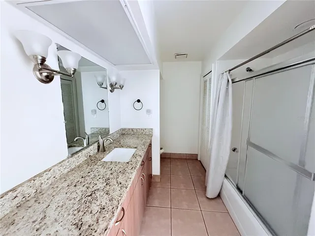 $1,800 | 735 Dodecanese Boulevard, Tarpon Springs, FL 34689