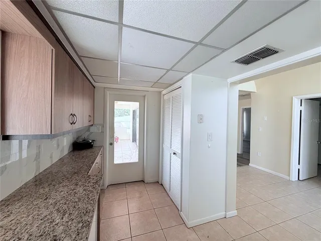 $1,800 | 735 Dodecanese Boulevard, Tarpon Springs, FL 34689