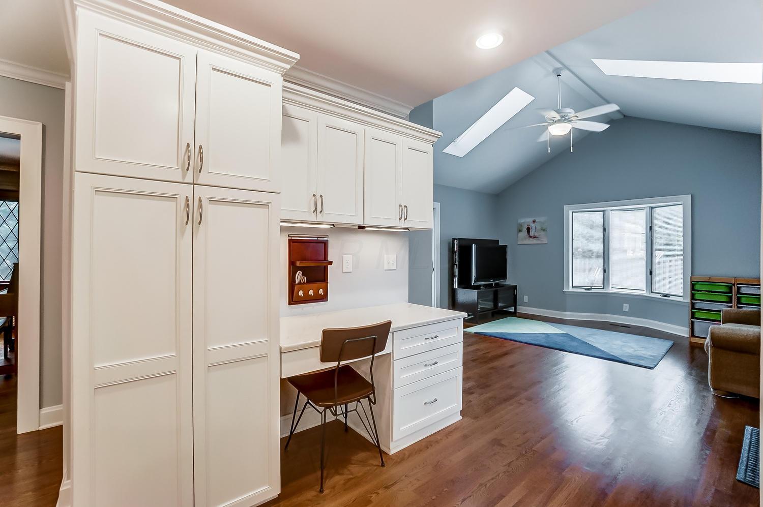 2471 Coventry Road Columbus, OH 43221 - Photo 19 of 45
