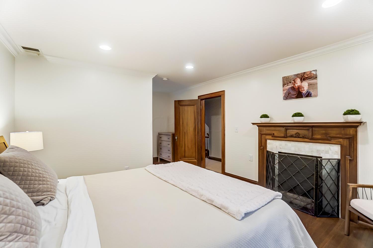 2471 Coventry Road Columbus, OH 43221 - Photo 24 of 45