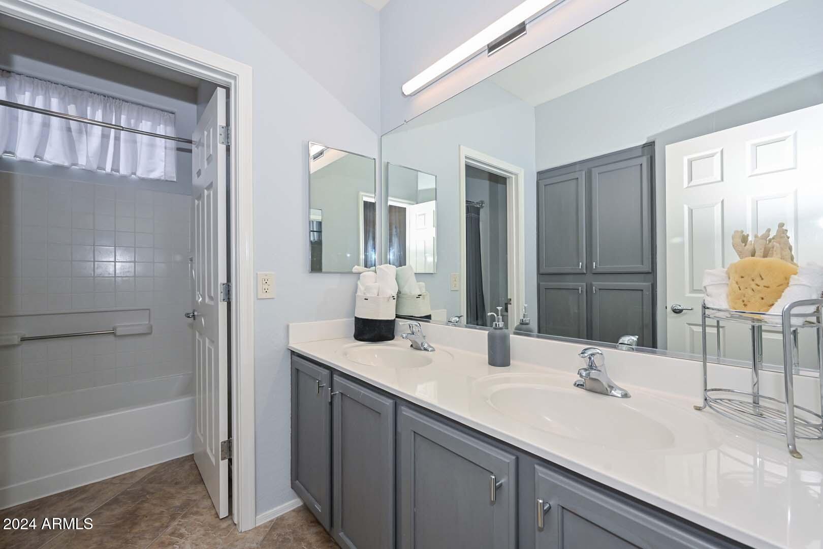 13733 West Redfield Road Surprise, AZ 85379 - Photo 31 of 68 Hall Bath (12)