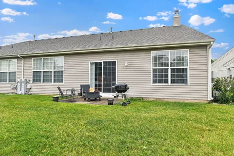 $255,000 | 1527 Waterside Drive, Unit 1527, DeKalb, IL 60115