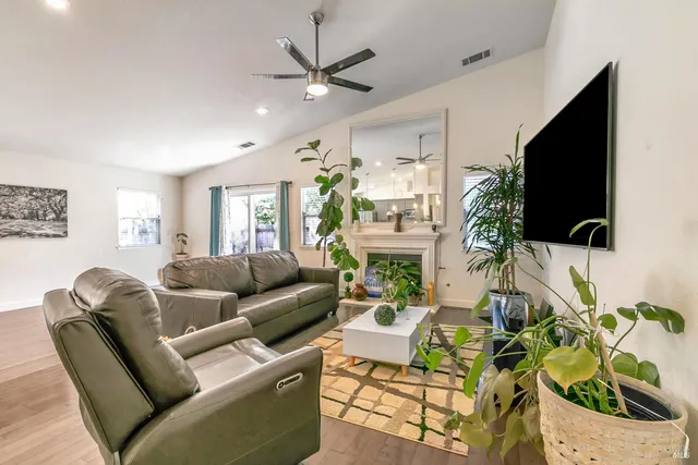 $3,500 | 3257 Vista Del Lago Way, Fairfield, CA 94533